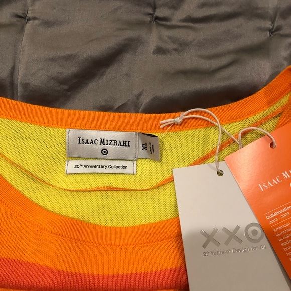 NWT Isaac Mizrahi for Target XL SOLD OUT Sweater - Picture 7 of 7